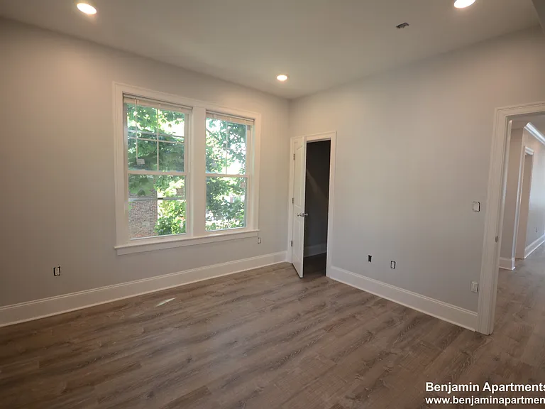 134 Franklin St #5 — Photo 14