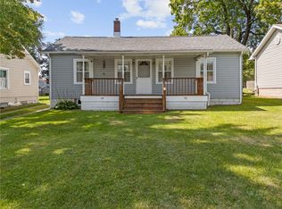 29 6th St, Bessemer, PA 16112