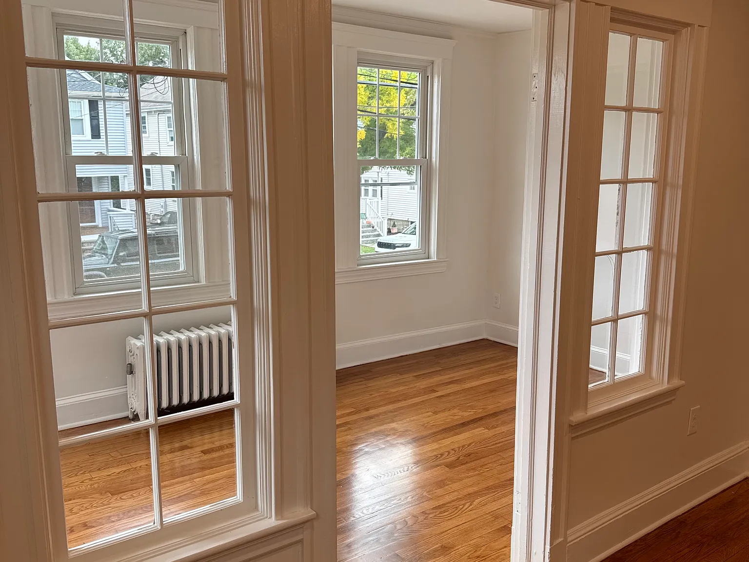 3 bed, 1300 sqft, $3,600 — Photo 4