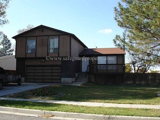 1st image of 3430 S Greenmont Cir