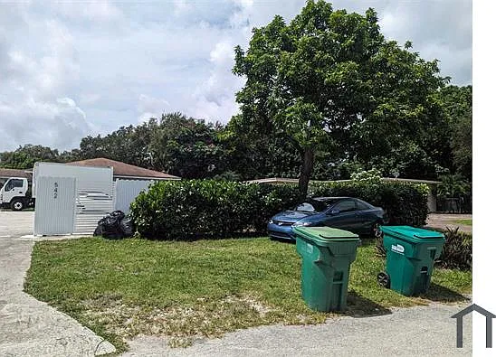 4 bed, 1437 sqft, $3,400 — Photo 2