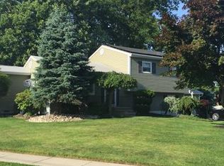 15 Eastlick Rd, Edison, NJ 08817