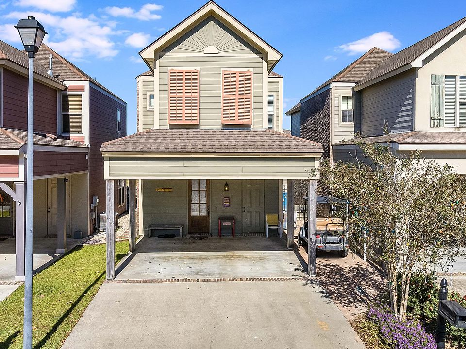 1st image of 105 Villa Park Ln
