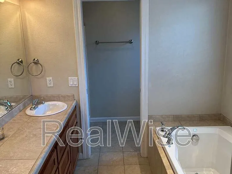 115 Wagon Wheel Dr — Photo 14