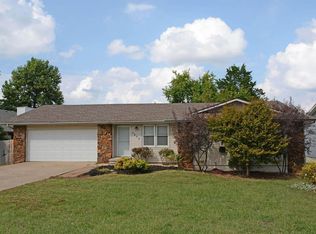 2653 W Blackburn Dr, Springfield, MO 65807