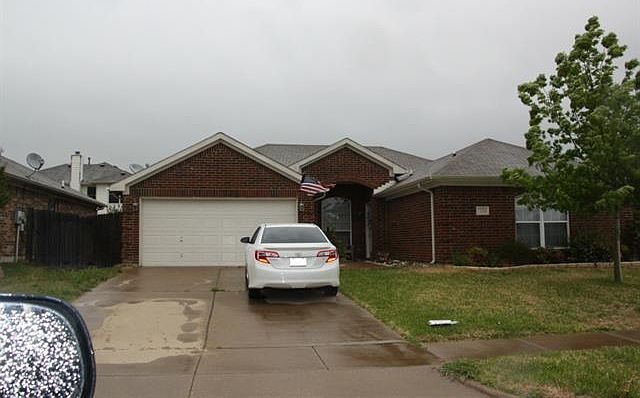 1st image of 7229 Fossil Lake Dr