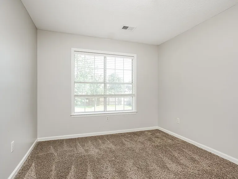 5996 Southbend Ln — Photo 15