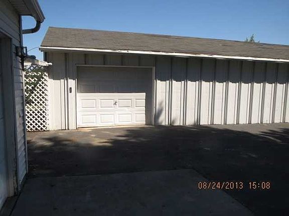 4th image of 5540 Lincoln Hwy