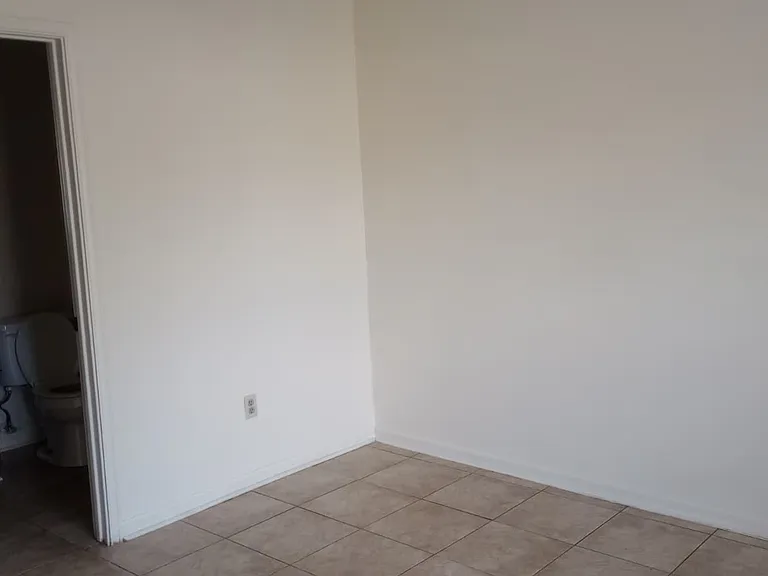 7733 Bles Ave #C — Photo 11