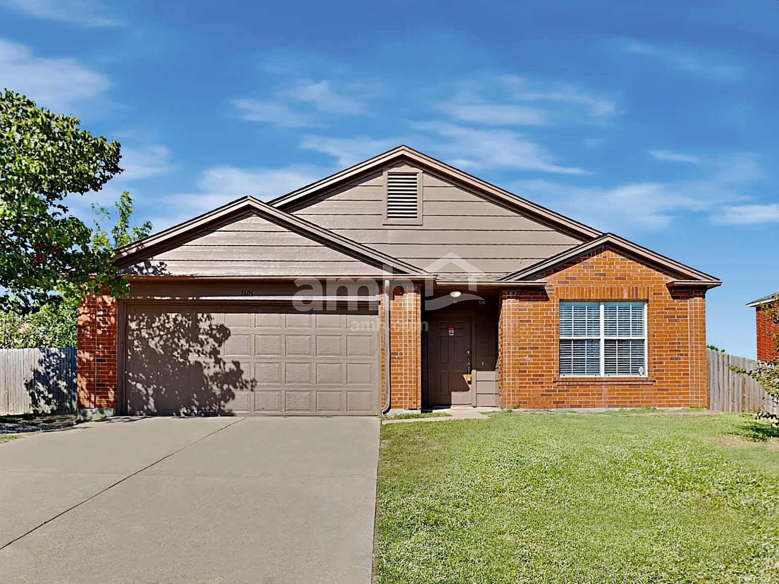 3 bed, 2.0 bath, 1882 sqft, $2,395 — Photo 1