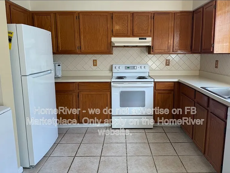 3629 McDowell Ct — Photo 3