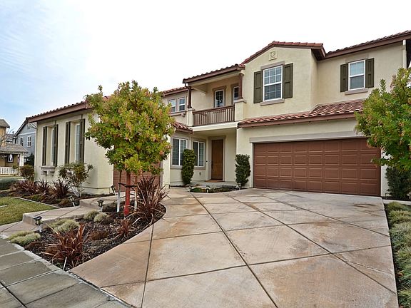 2nd image of 94 N Echo Park Ct