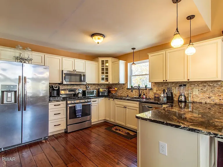 111 Woodcrest Dr — Photo 24
