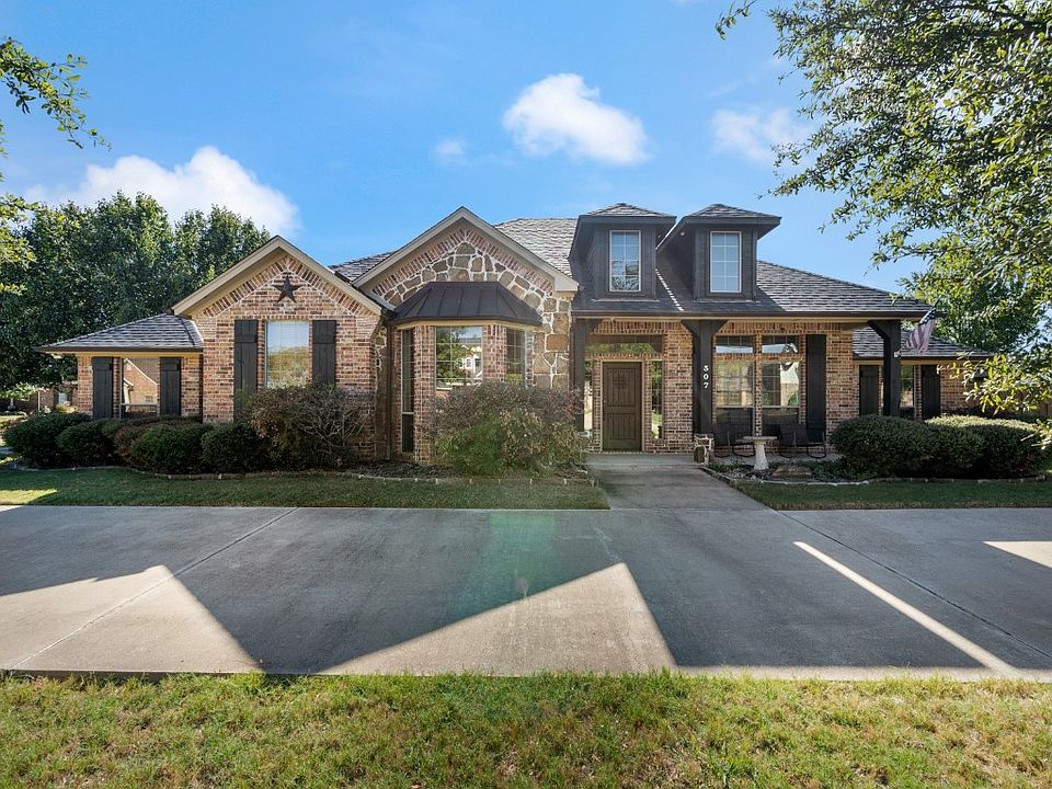 1st image of 307 Country View Ln