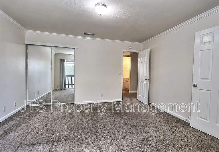 2515 Merrychase Dr #S — Photo 25