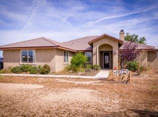 8615 W Avenue C2, Lancaster, CA