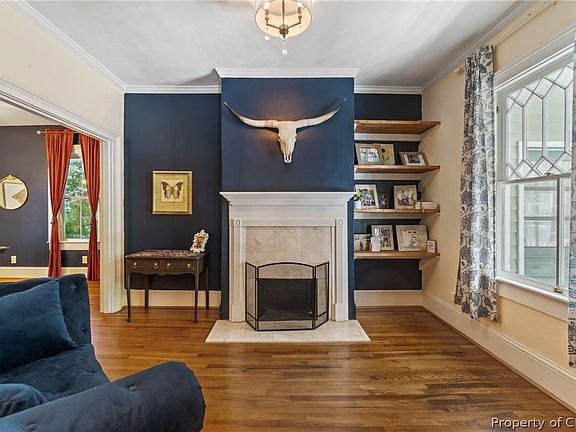 5th image of 209 Maryland Ave
