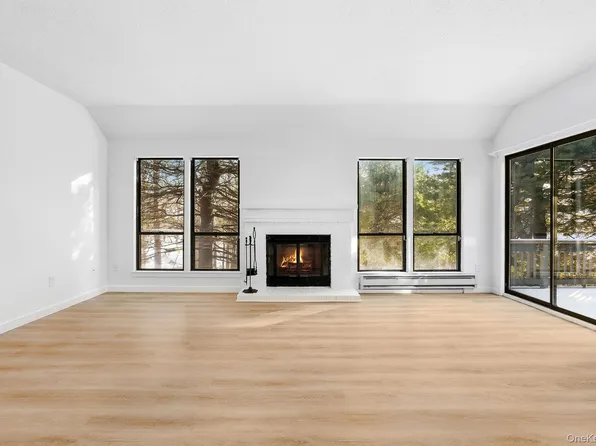 578 Heritage Hills #D, Somers, NY 10589