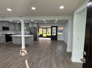 3829 Hartley Rd, Jacksonville, FL 32257