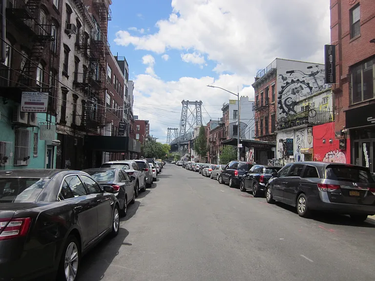 88 S 6th St #G1 — Photo 9