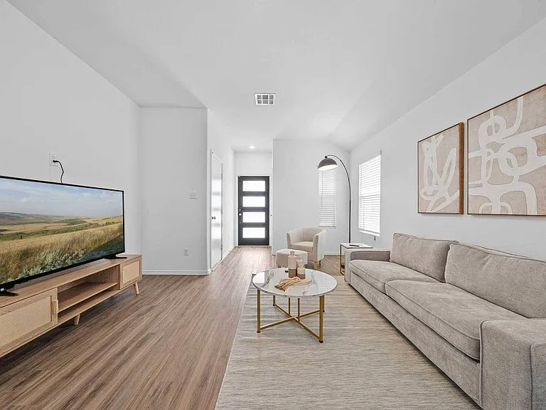 132 Canley Loop — Photo 7