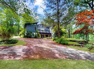 120 Luftus Ln, Dingmans Ferry, PA 18328