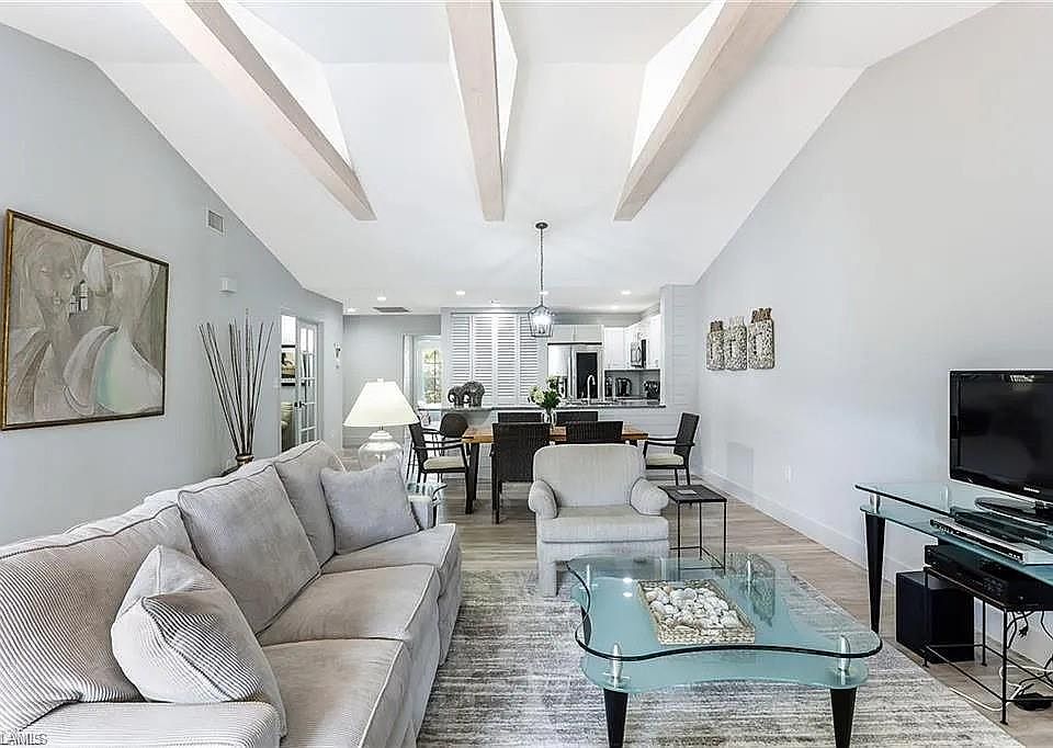 1st image of 5635 Turtle Bay Dr APT 8