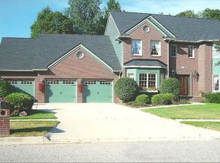6024 Claremont Ct, Lansing, MI 48917