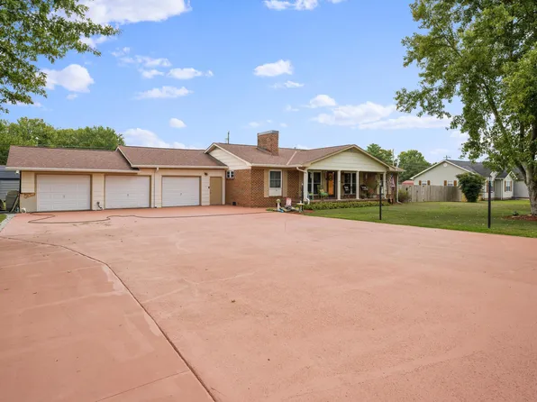 1034 Victoria Ave, Jasper, TN 37347