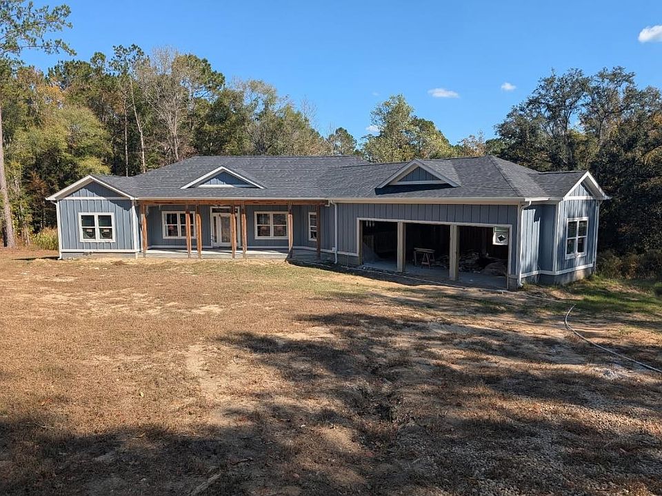 1st image of 217 Sparkleberry Blvd