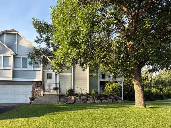 15785 Hannover Path, Apple Valley, MN 55124