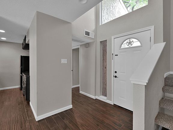 5th image of 12311 Glenview Dr
