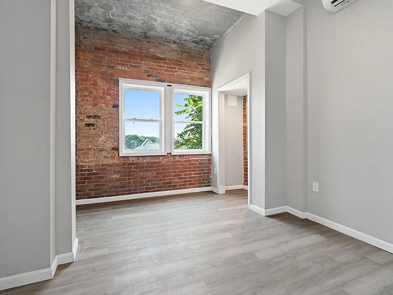 928 Morningside Ave #1 — Photo 8