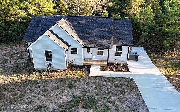 3rd image of 6620 High Meadow Ct