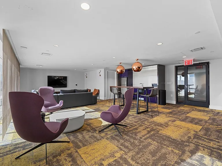 350 Clarkson Ave #321 — Photo 16