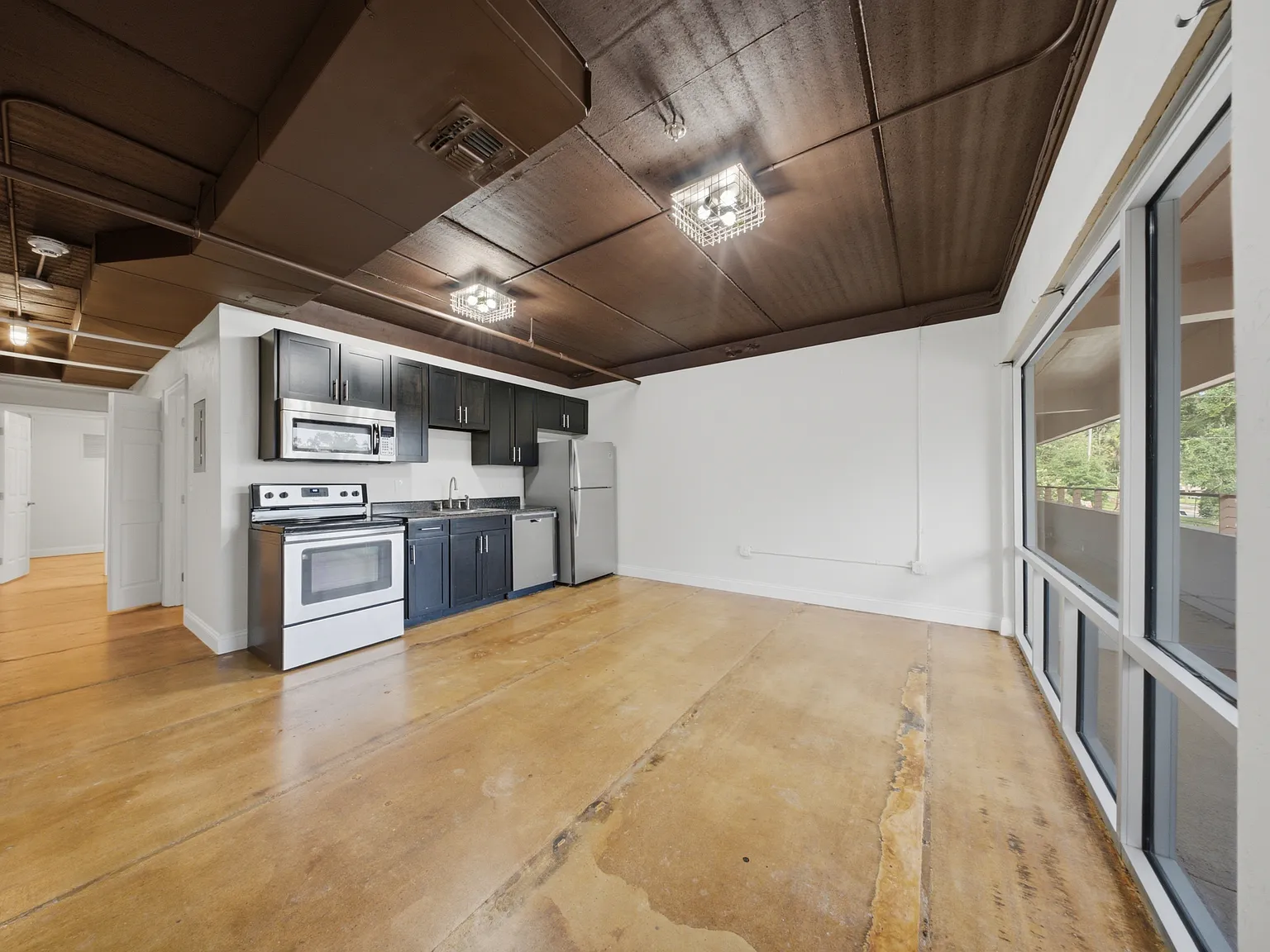 Century Parc Apartments 310 Blount St — Photo 4
