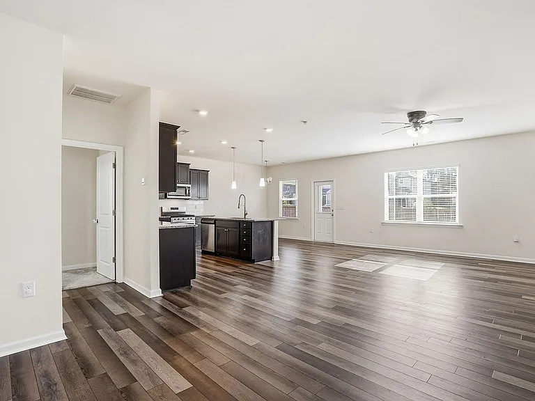 2116 Water Marsh Trl — Photo 10