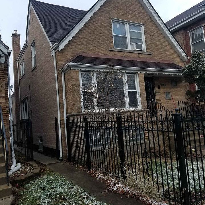 1st image of 6812 S Talman Ave #1
