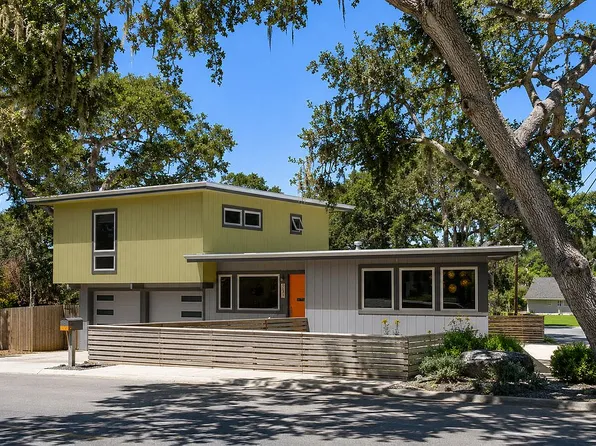 352 Seventeen Mile Dr, Pacific Grove, CA 93950