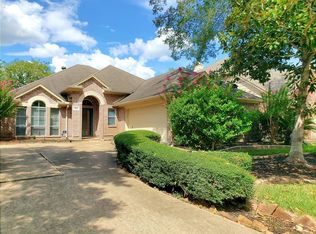 318 N Marathon Way, Stafford, TX 77477