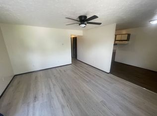 3503 Falling Springs Rd APT 4, Cahokia, IL 62206