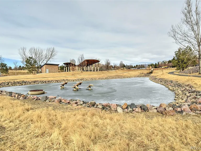 6040 S Olive Ct — Photo 24