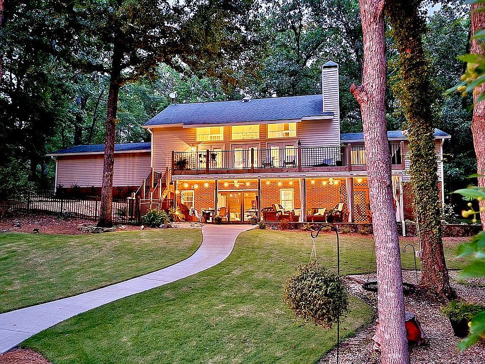 1st image of 80 Stillwaters Dr