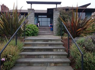 3660 55th Ave SW, Seattle, WA 98116