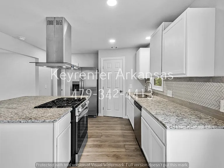 305 S Little Ave — Photo 12