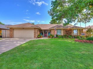 220 E Platt Dr, Yukon, OK 73099