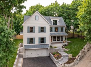14 Proprietors Way, Arlington, MA 02474