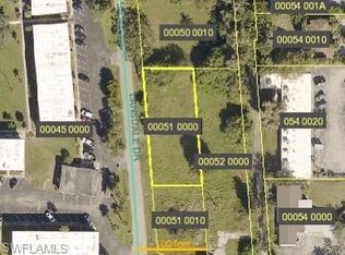 1230 Lansdale Dr, North Fort Myers, FL 33903