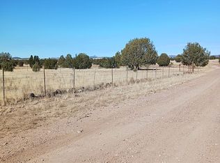 45406 N Wooden Wheel Rd, Ash Fork, AZ 86320
