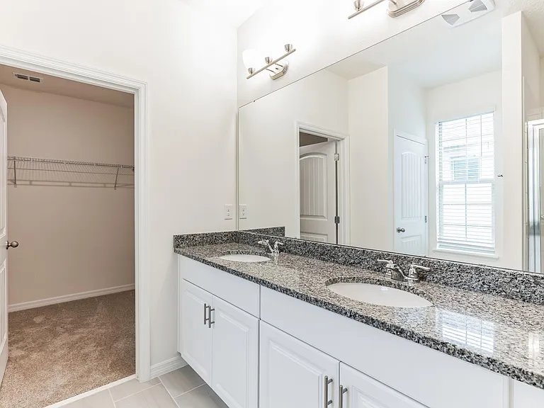16506 Point Rock Dr — Photo 17